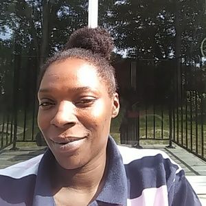 Meet your Posher, Dennetta