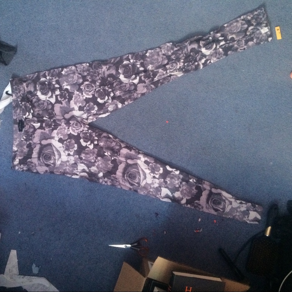 Rose leggings