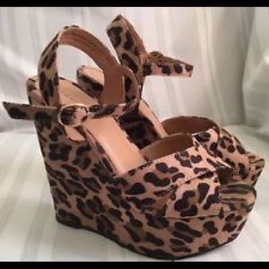 Cheetah print platforms