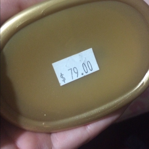 ↪️ SOLD SOMEWHERE ELSE ↩️  PROVOKED tanning lotion - Picture 2 of 2