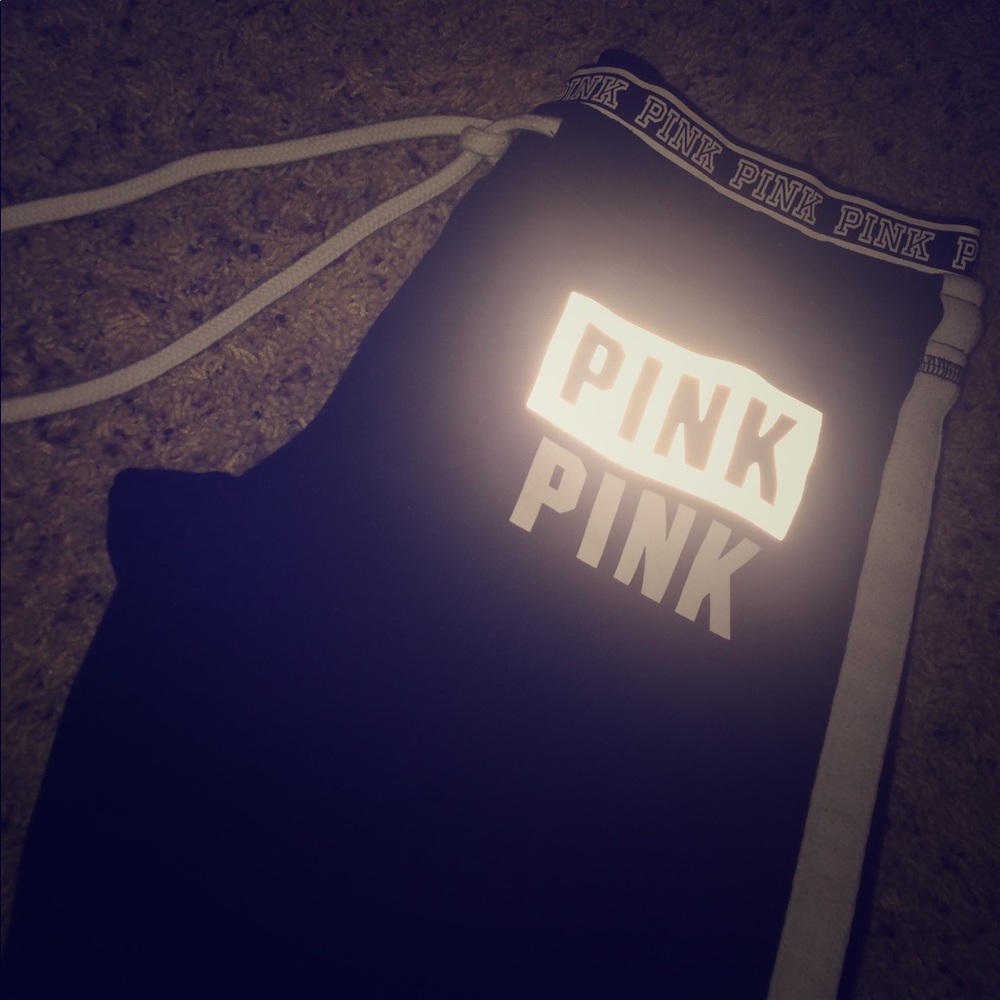 PINK light reflection sweats! 😃