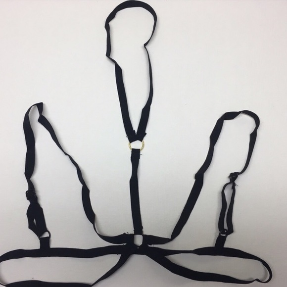 "Victoria" Strappy Black Bra/ Body Harness β€οΈ - Picture 3 of 4