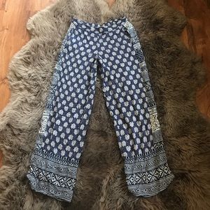 Fun patterned pants👖super comfy!