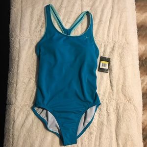 NWT Nike 1 piece swimsuit size M