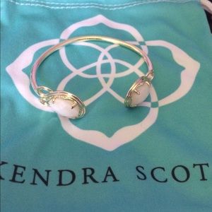 White and Gold Kendra Scott Andy Bracelet