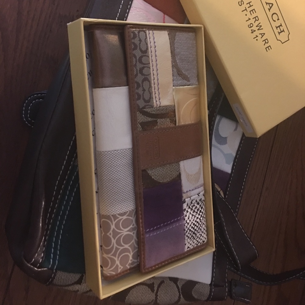 Purse - Picture 5 of 5