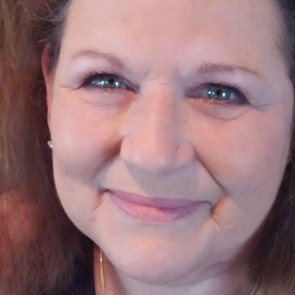 Meet your Posher, Terri - Picture 1 of 1