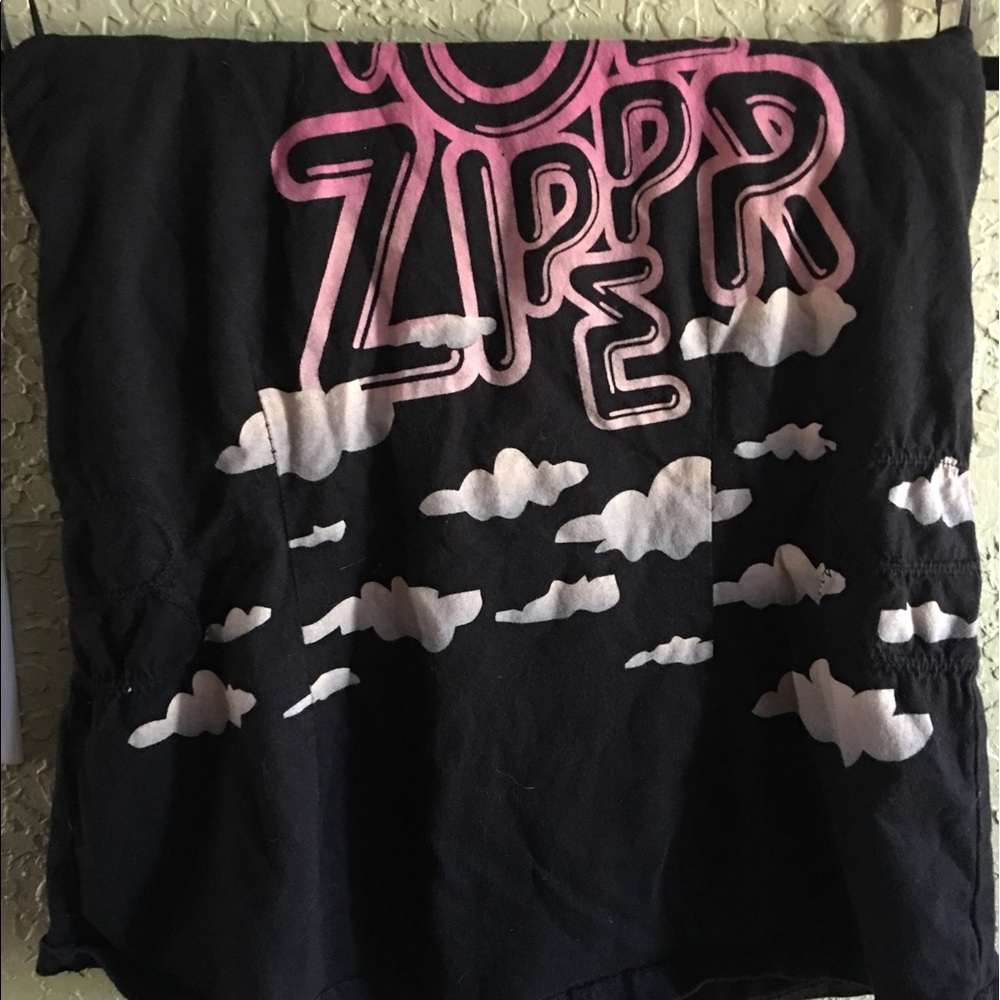 Von Zipper sleeveless top