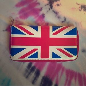 Union Jack Clutch