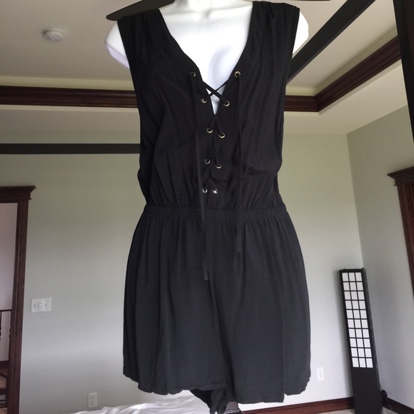 Forever 21 Dresses & Skirts - Lace up front romper