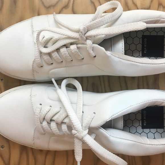 Dolce Vita Westin Sneakers - Picture 4 of 6