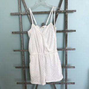 White Lace Romper with Pockets Size Medium