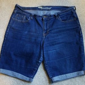 Old navy Bermuda denim Jean shorts 12