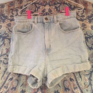 AMERICAN APPAREL high waisted shorts!