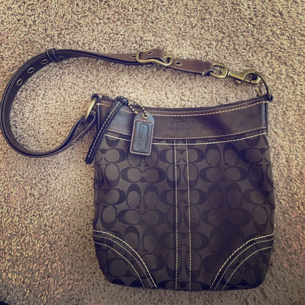 Classic Coach Purse handbag tote brown