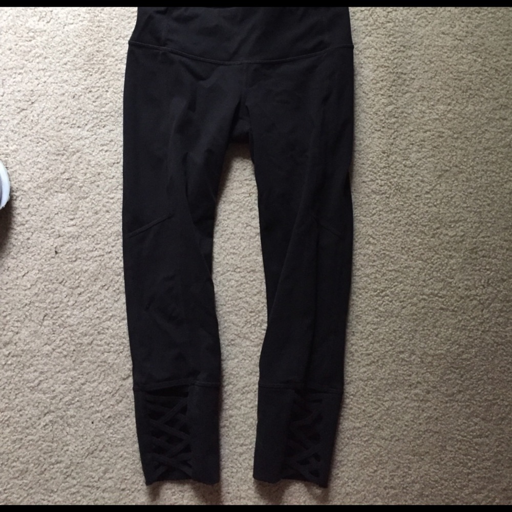 Athleta 3/4 leggings