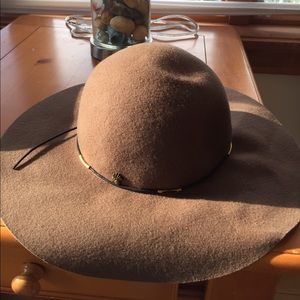 Tommy Bahama sun hat