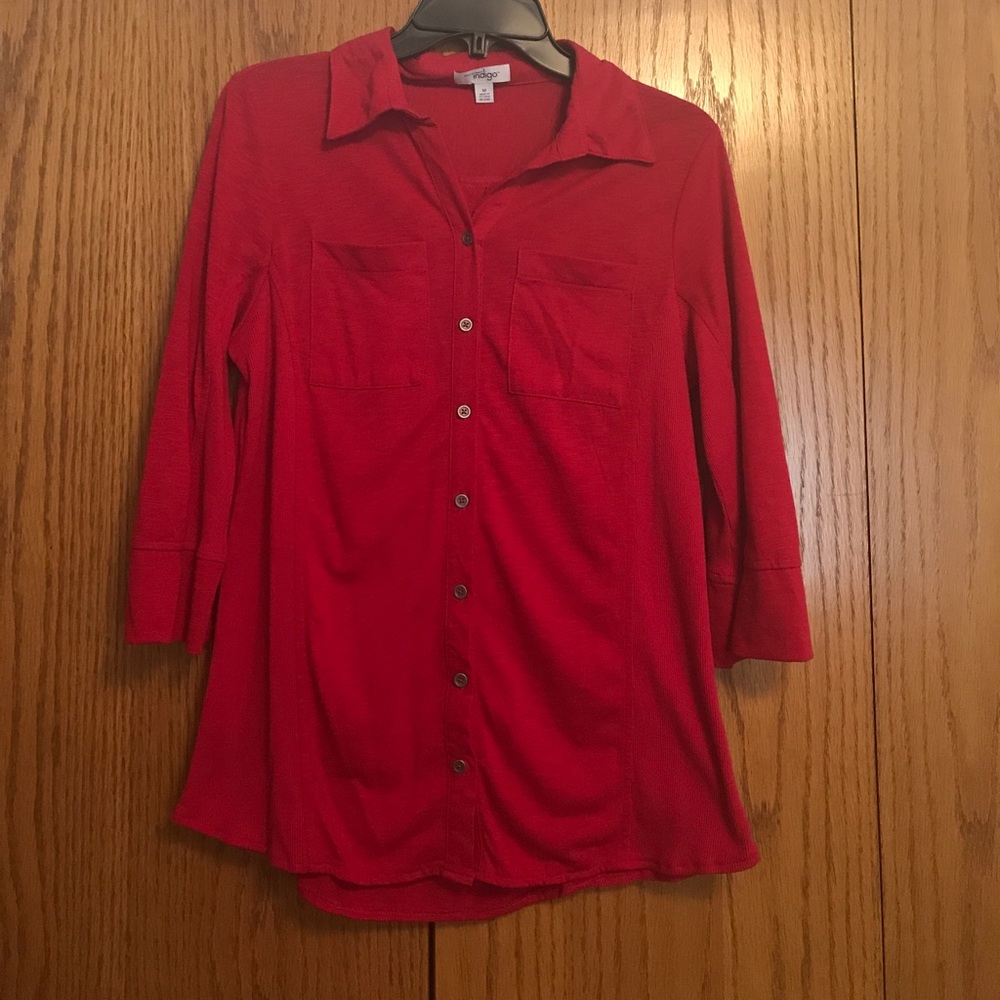 Magenta 3/4 sleeve button down shirt!