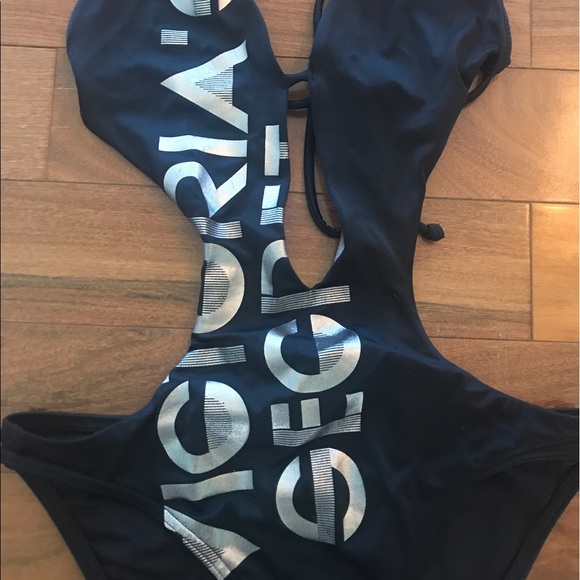 Victoria's Secret one piece bathing suit XS - Picture 2 of 6