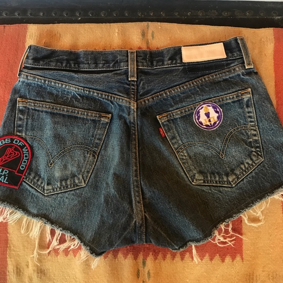 RE/DONE Vintage Levi Jean Shorts - Picture 2 of 8