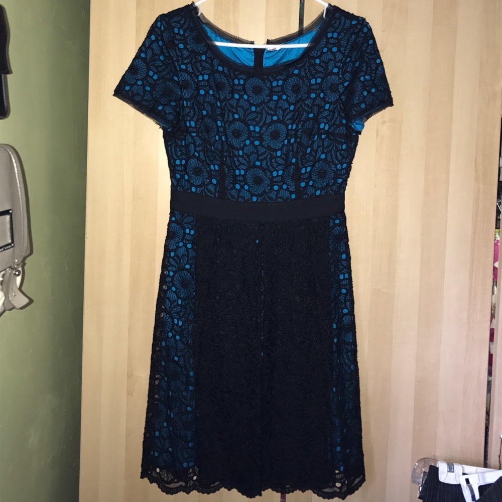 Elie Tahari Dress