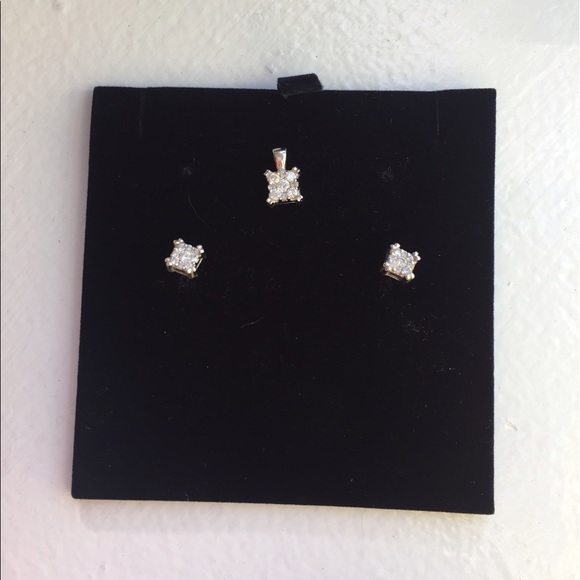 White gold/small diamond earrings&necklace pendant - Picture 1 of 2
