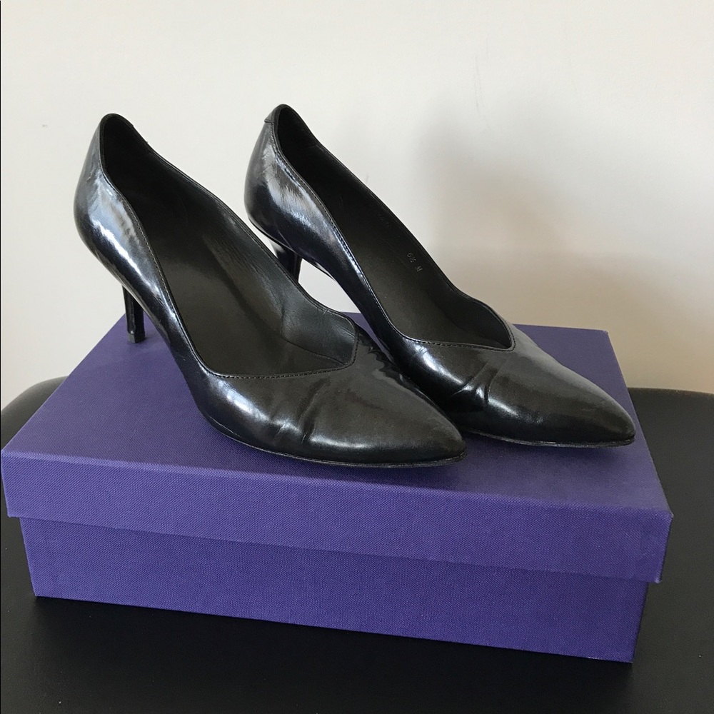 Stuart Weitzman Medondas Pump