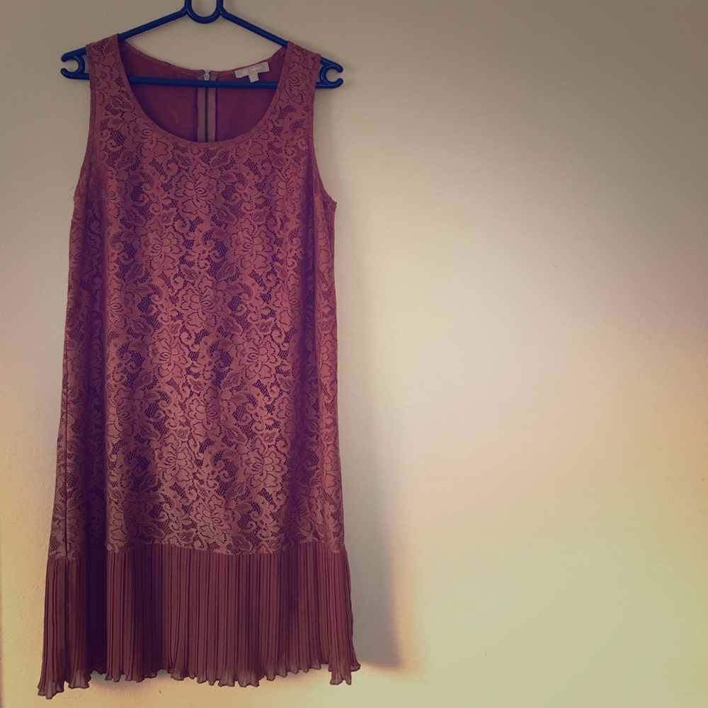 Chiffon and lace tan dress, size 6