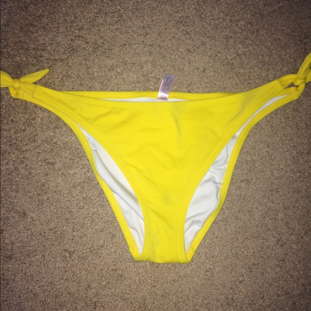 Victoria's Secret bikini bottoms