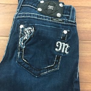 Like New Miss Me Skinny Jeans