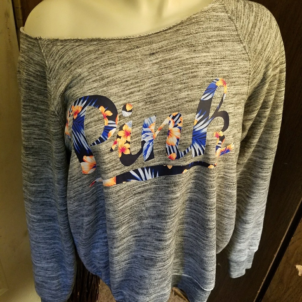Vs pink crew neck