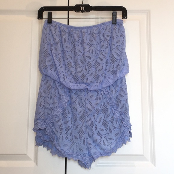 Strapless purple lace romper - Picture 2 of 2