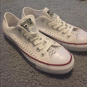 White crochet Converse