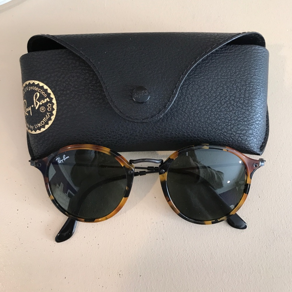 RAY BAN ROUND ICON
