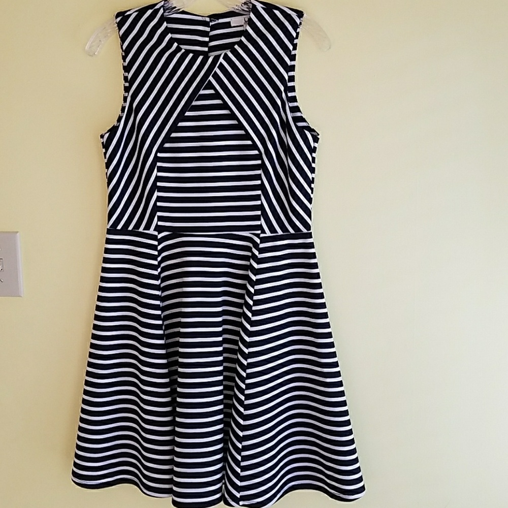 Black and white stripped dress