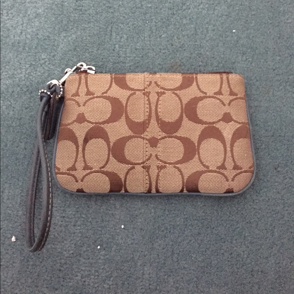 Coach wristlet - Picture 1 of 2