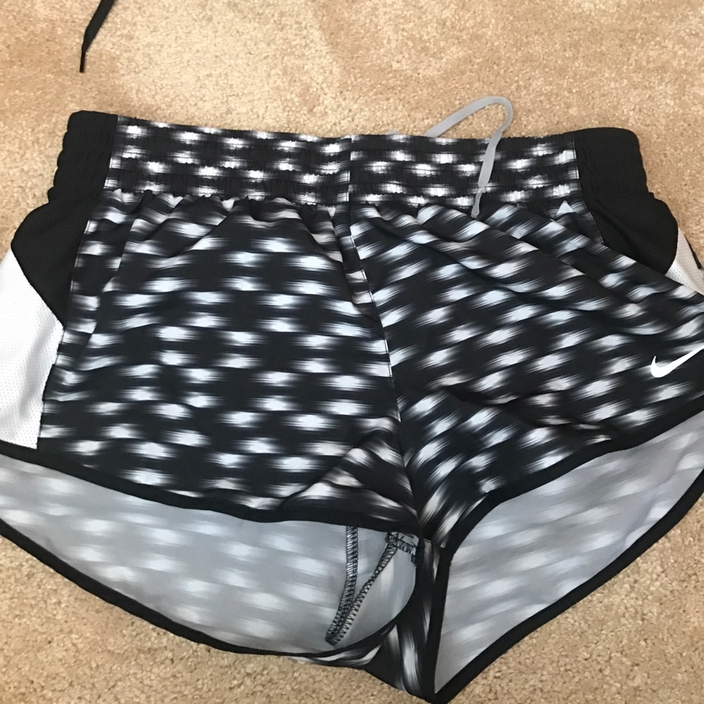 NIKE DRIFIT GRAY/BLACK