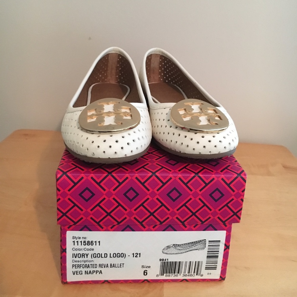 Reva flats like NEW!