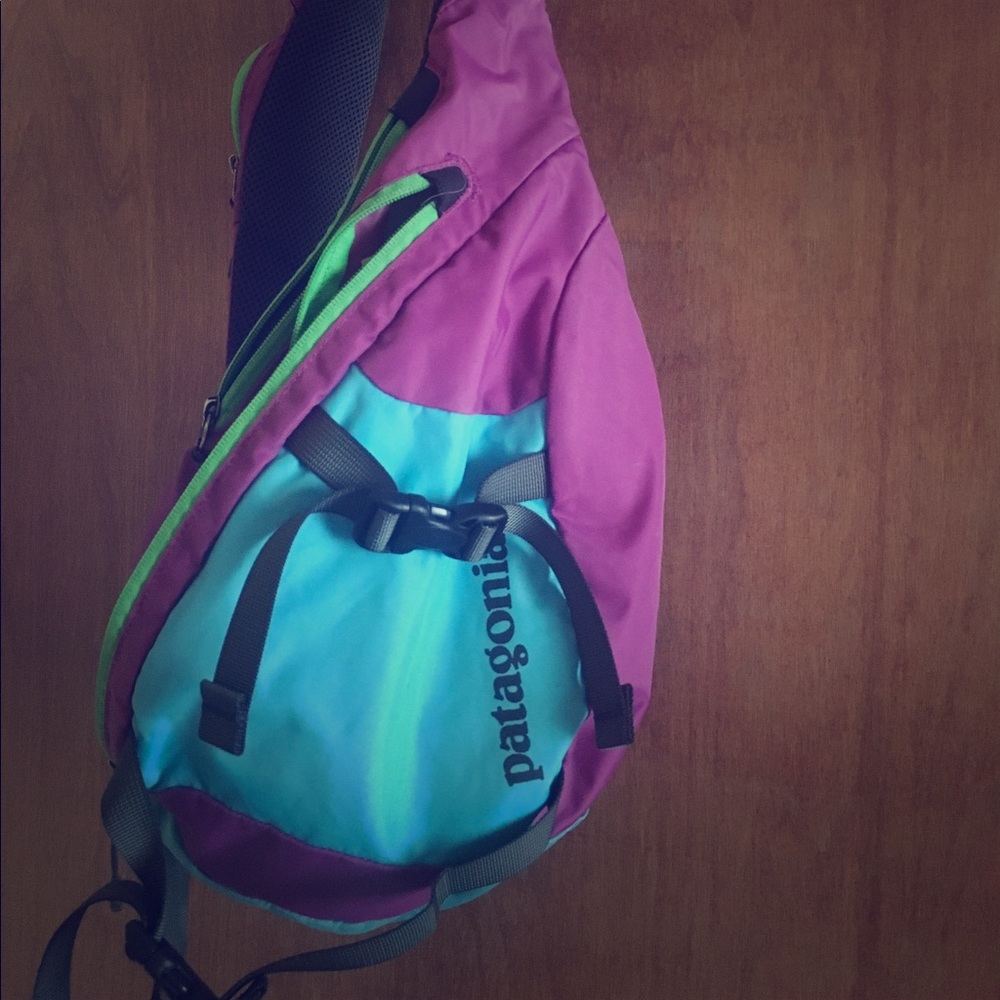 Patagonia atomic sling shoulder bag backpack day