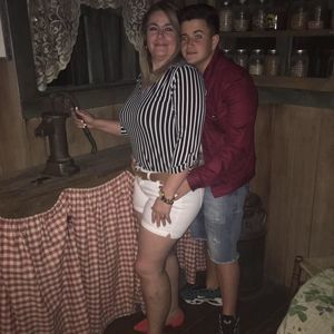 Meet your Posher, Elayne