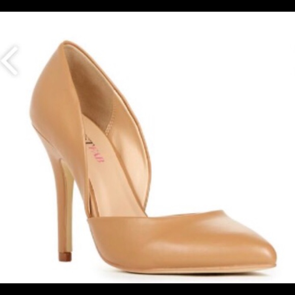 just Fab nude/camel heels