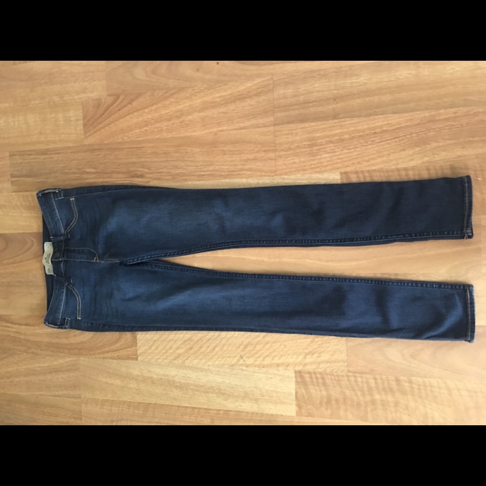 Hollister jeans