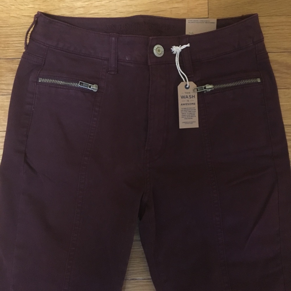 AMERICAN EAGLE OUTFITTERS Maroon Hi-Rise Jegging