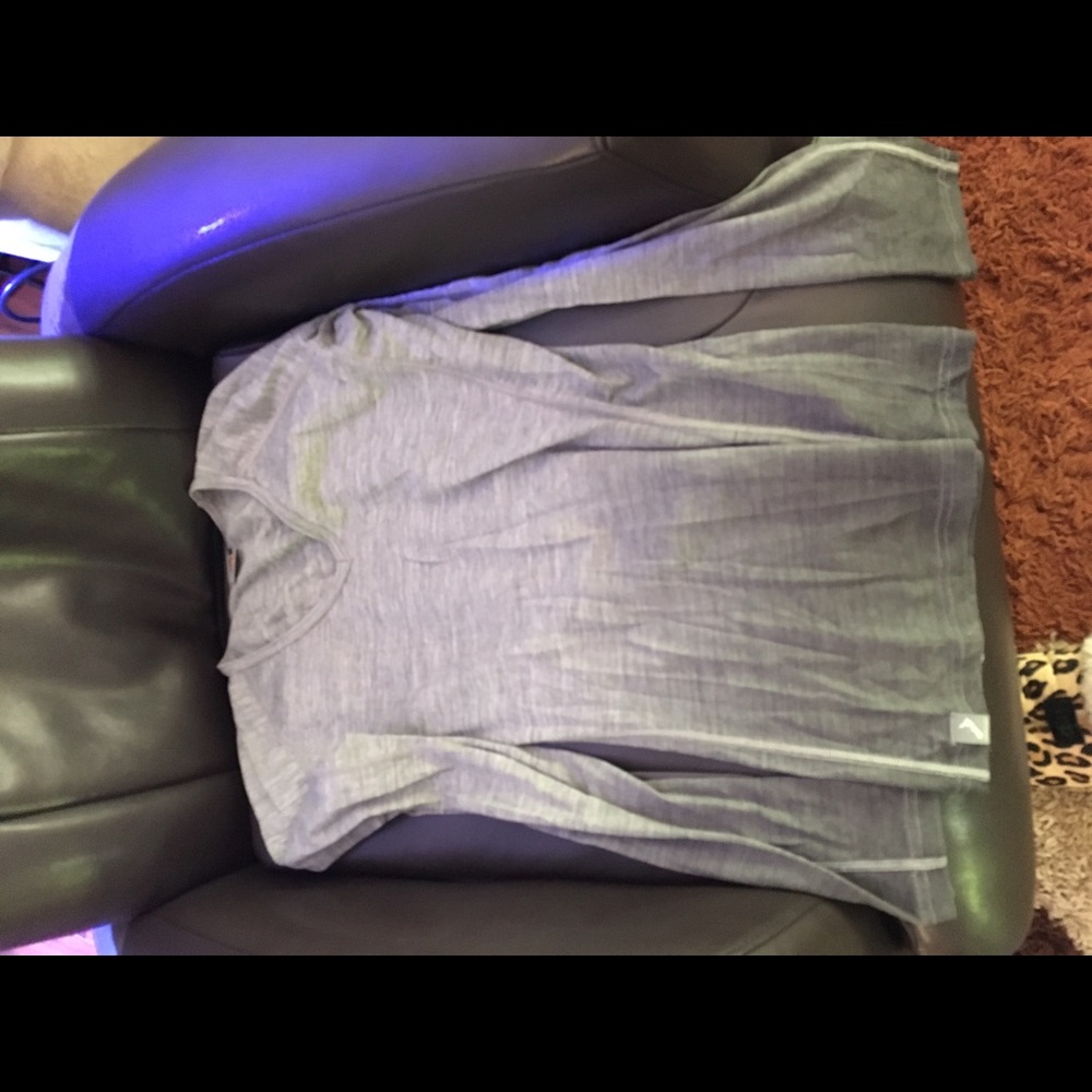 Icebreaker fitted grey long sleeve shirt