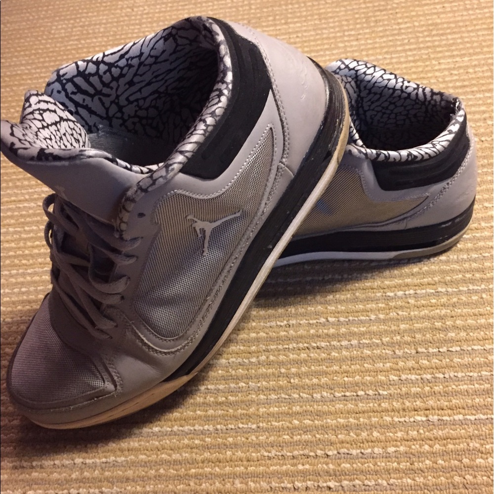 Air Jordan Post Game