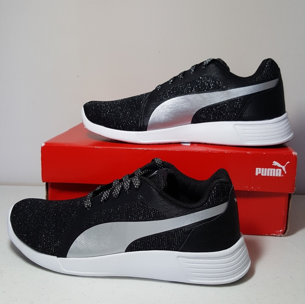 Puma Women's ST Trainer EVO Gleam Casual Sneaker