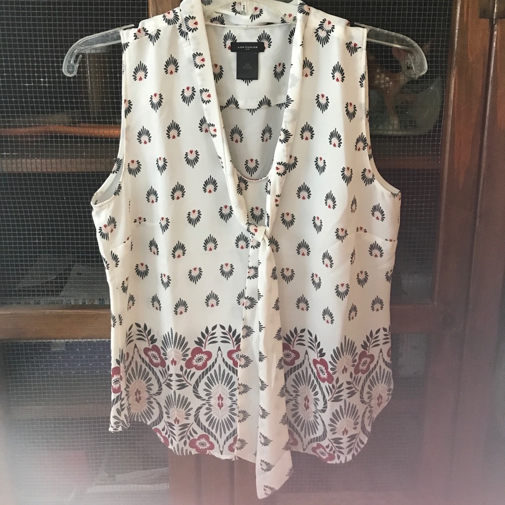 Ann Taylor printed blouse tie xs
