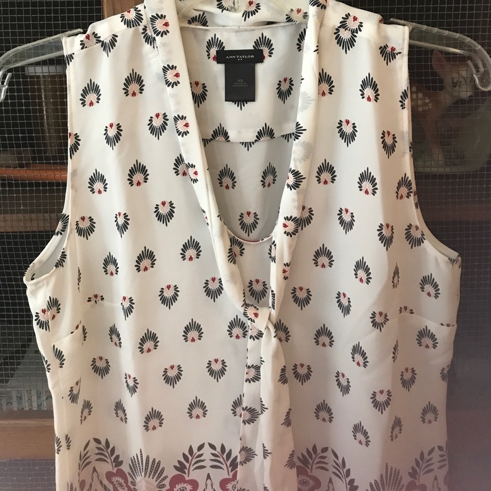 Ann Taylor printed blouse tie xs - Picture 3 of 3