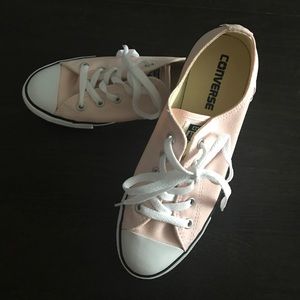 Brand NEW Converse All-Star Light Pink Sneakers