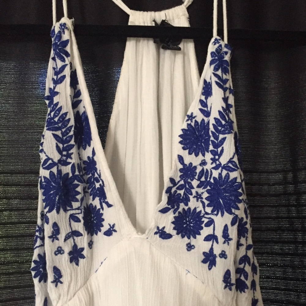 White maxi dress